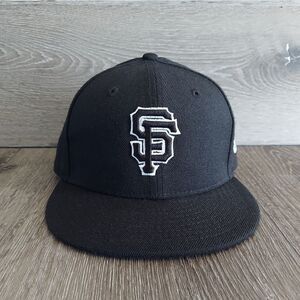 New Era San Francisco Giants Black Fitted Hat 6 3/4